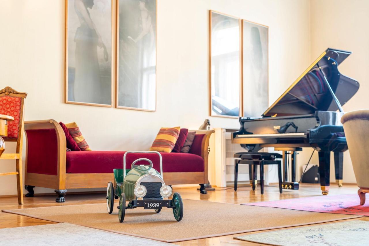 Ferienwohnung Stunning Spacious Art Nouveau Apart , Grand Piano Budapest Exterior foto